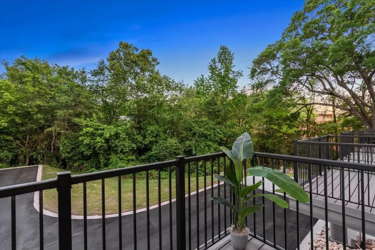 Villa Luxurious King 3Br Townhouse Mins To Uptown Clt! à Charlotte Hébergement de vacances